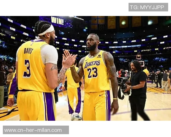 掘金与湖人G4首节对决精彩回顾球队表现与战术分析